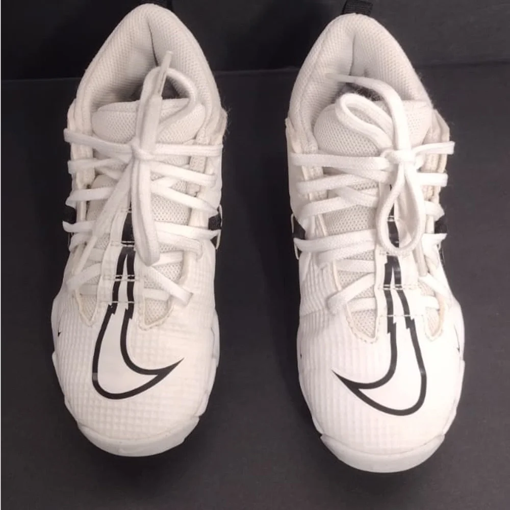 White Athletic Shoes with Black Accents size 13c kids pre owned Exellent cond